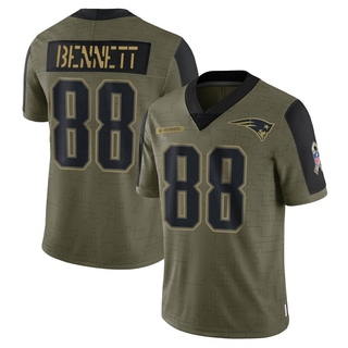 Limited Martellus Bennett Men's New England Patriots 2021 Salute To Service Jersey - Olive